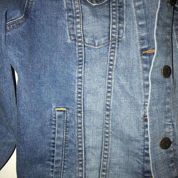 Jean jacket - Picture 2 of 4
